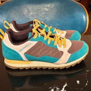 Merrell Women 7.5  Teal and Purple Sneakers